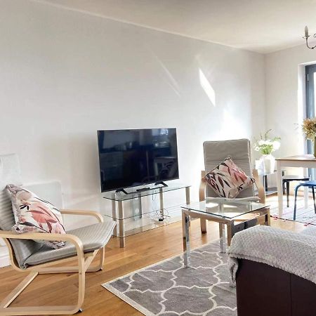 Beach Front Apt With Stunning Sea View Swansea Ngoại thất bức ảnh